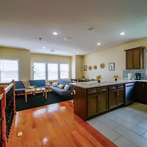 Pleasing 3br Apt, Mins To Nyc Apartment Jersey City