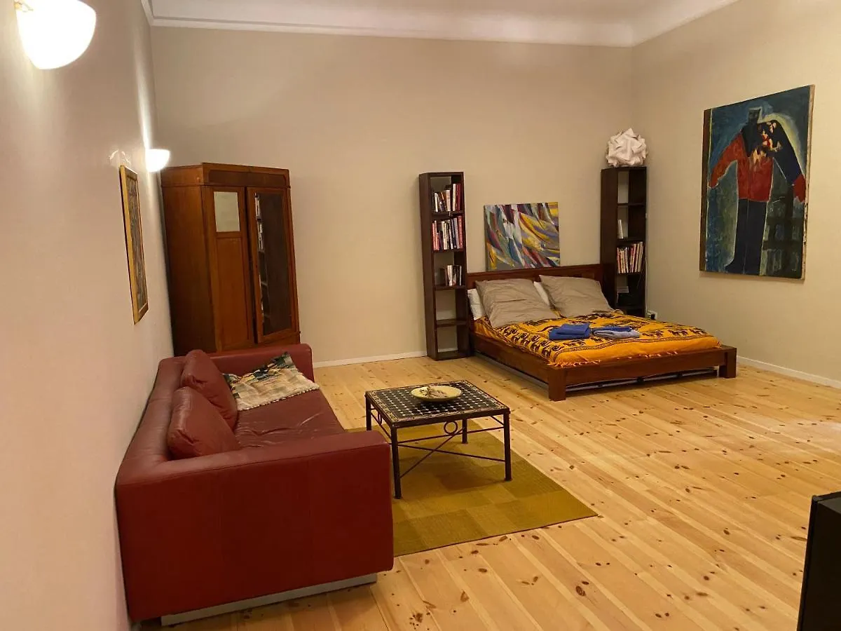 Fewo Gruene Mommsenstrasse - Bei Becker Klingeln Apartment Berlin Germany